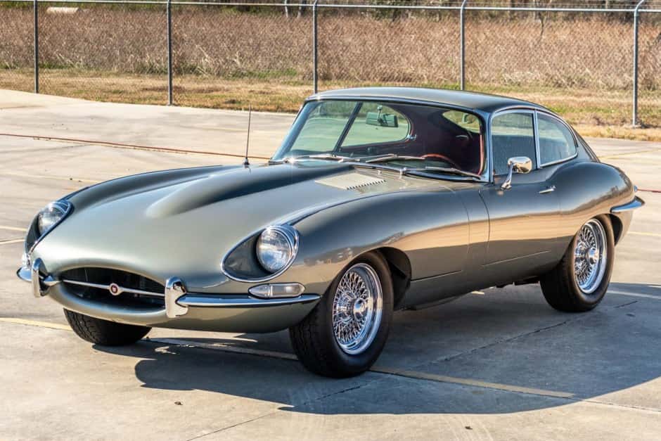 1968 Jaguar XKE Series I sold for $126,000