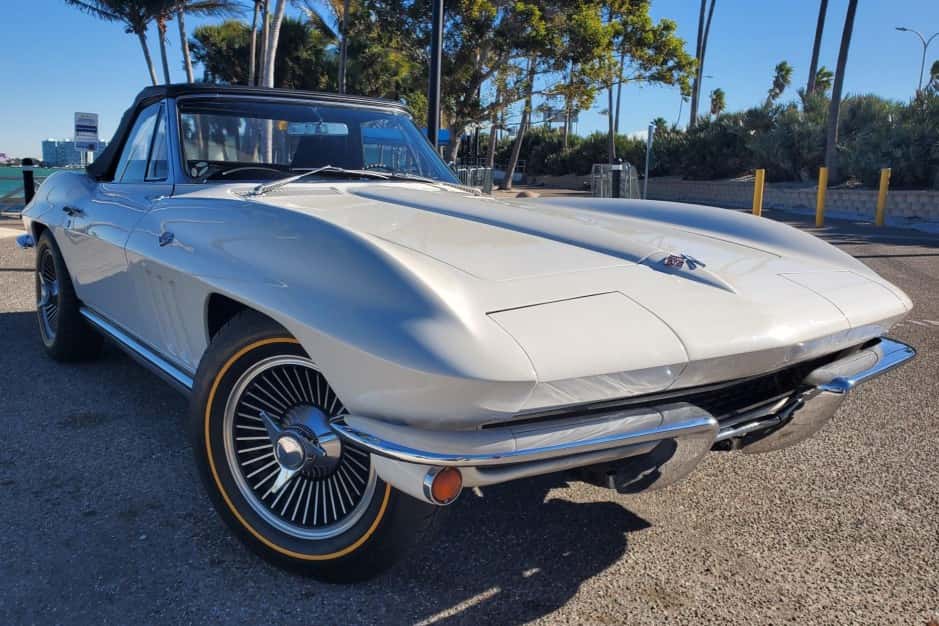 1965 Chevrolet Corvette C2 sold for $51,000