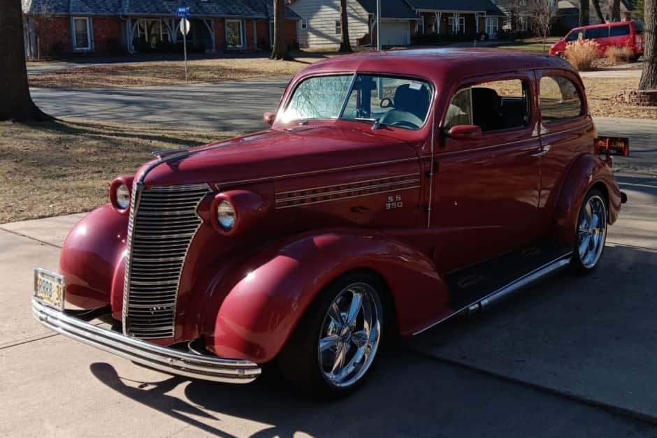 1938 Chevrolet Standard, Master, Master Deluxe, & Special Deluxe (1933-1942) sold for $9,000