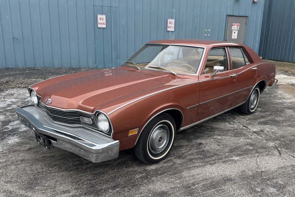 1976 Mercury Comet sold for $6,900