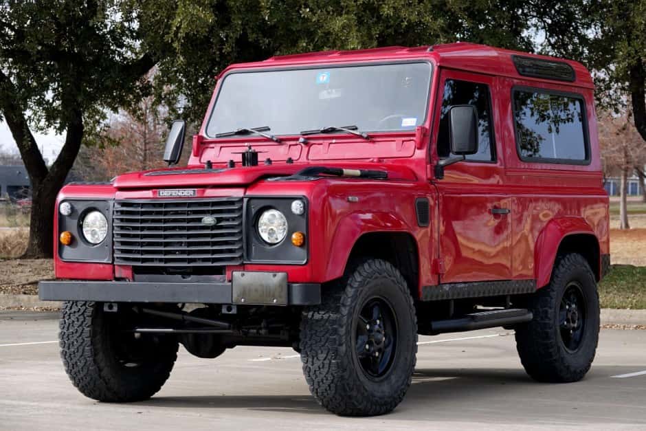 1988 Land Rover 90 / Defender 90 (Euro Spec) sold for $25,775