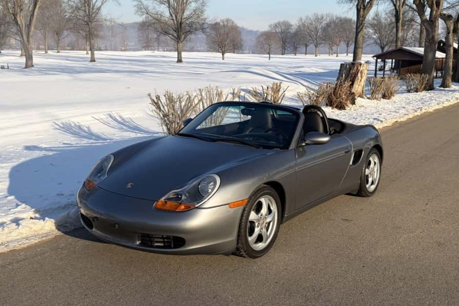 2002 Porsche 986 Boxster sold for $12,500