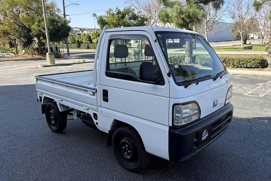 1999 Honda Acty sold for $6,600