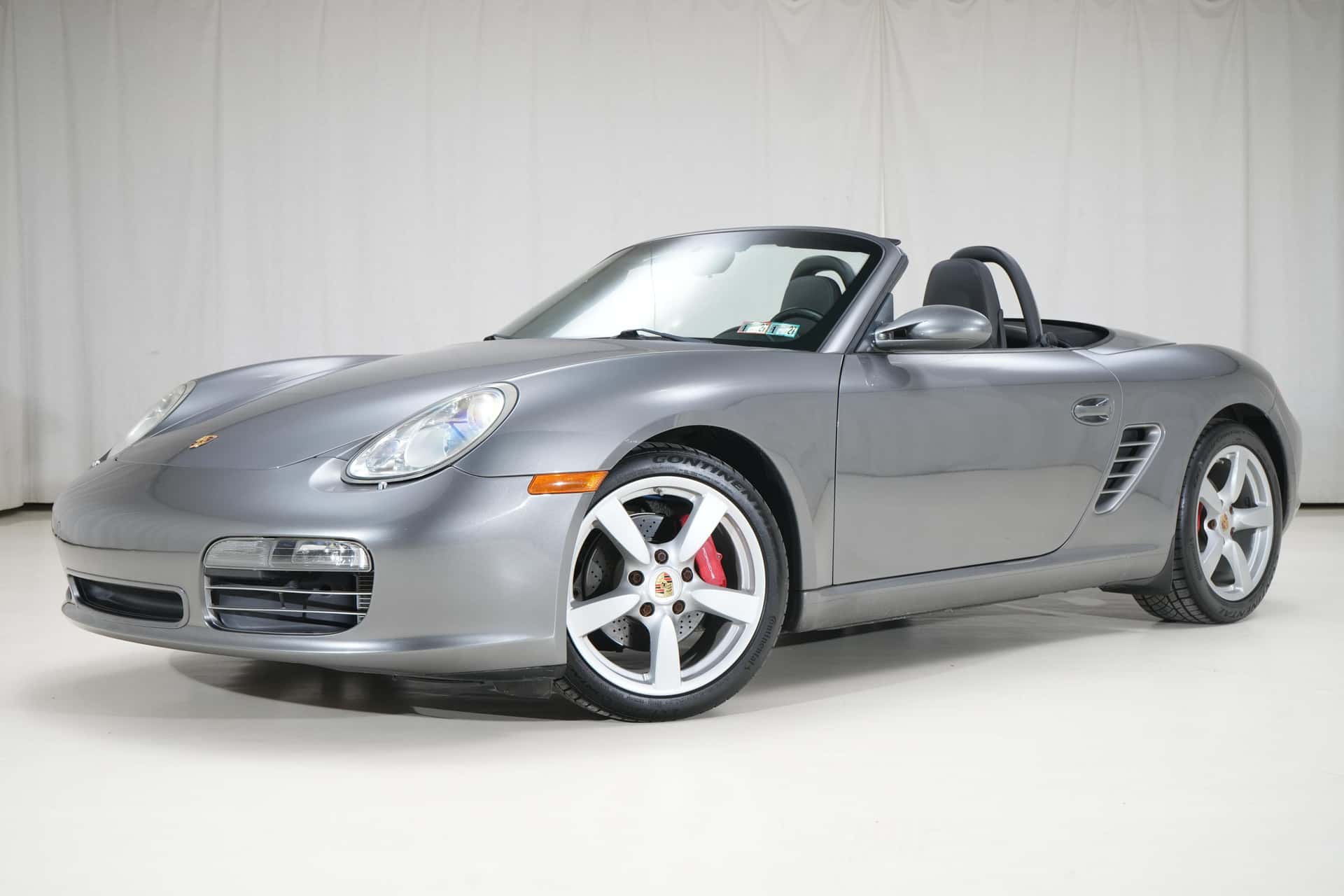 2007 Porsche 987 Boxster sold for $27,169