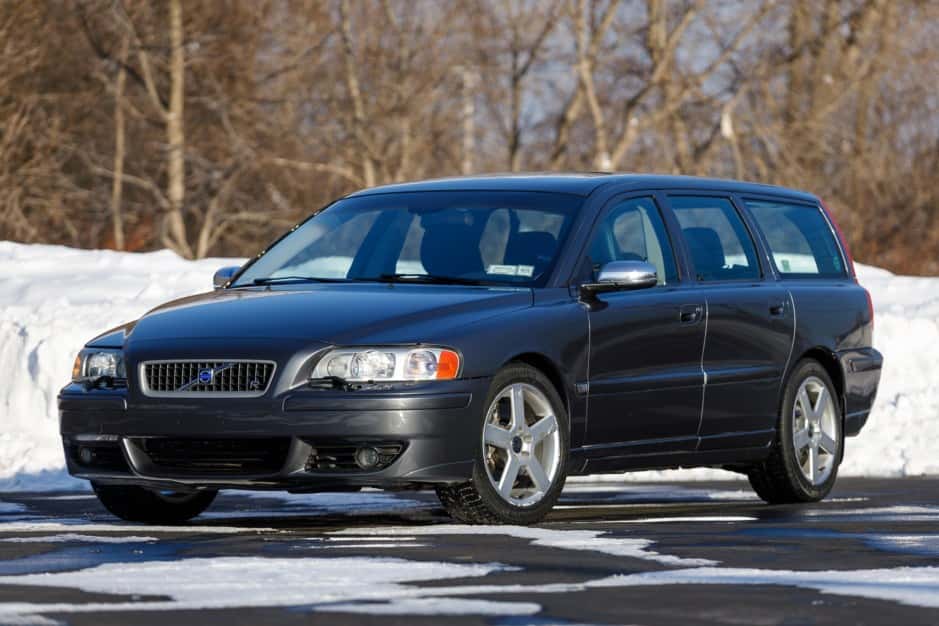 2005 Volvo V70R sold for $25,000
