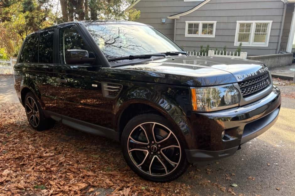 2011 Land Rover Range Rover Sport L320 sold for $16,750