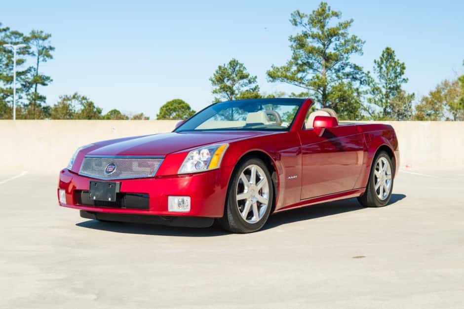 2005 Cadillac XLR sold for $27,000