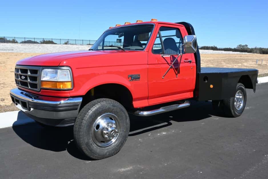 1997 Ford F-Series 1992-1997 sold for $17,600