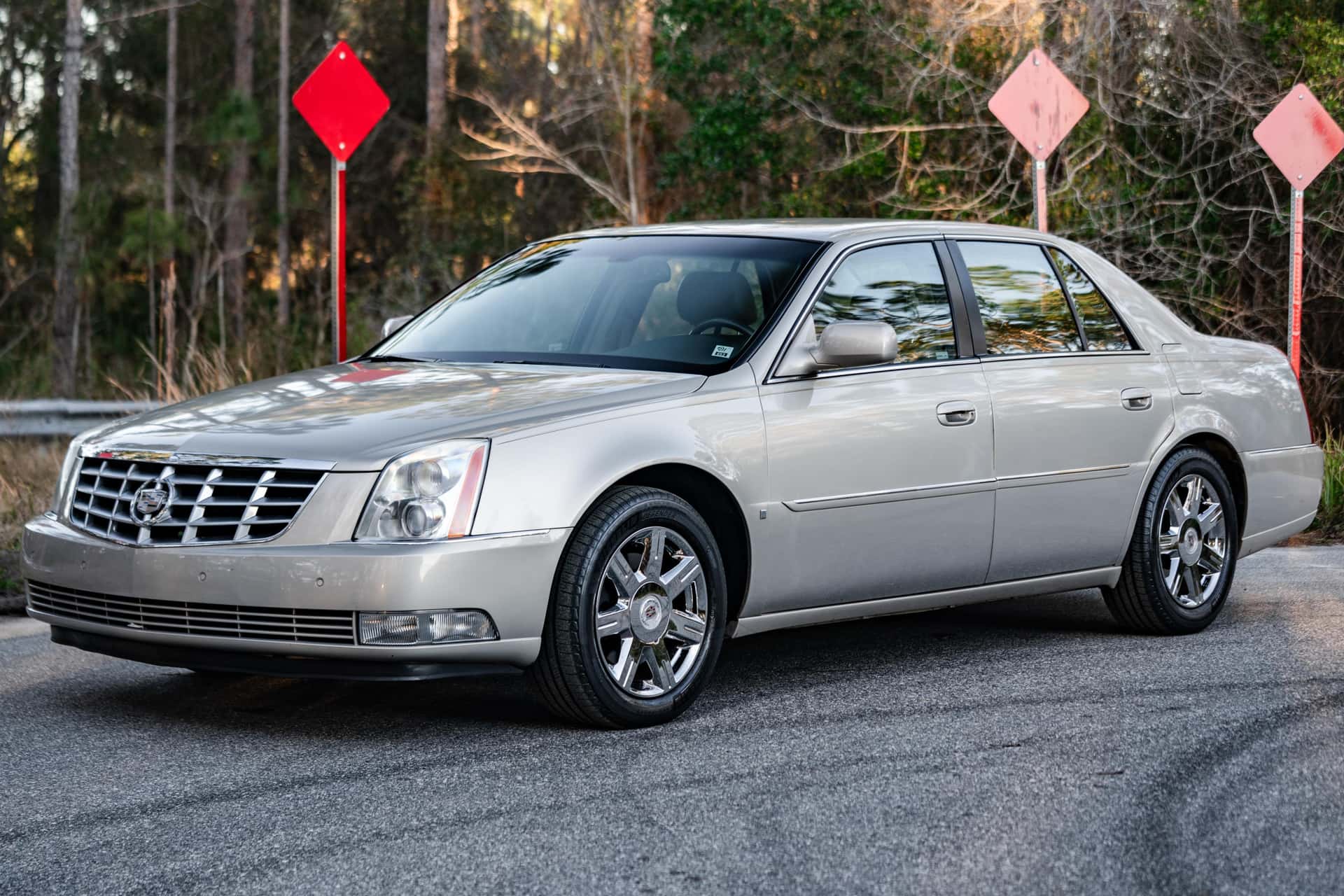 2007 Cadillac DTS sold for $5,300