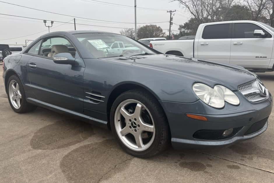 2003 Mercedes-Benz R230 SL sold for $4,750