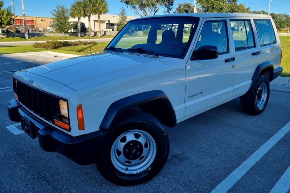 1999 Jeep XJ Cherokee sold for $12,000