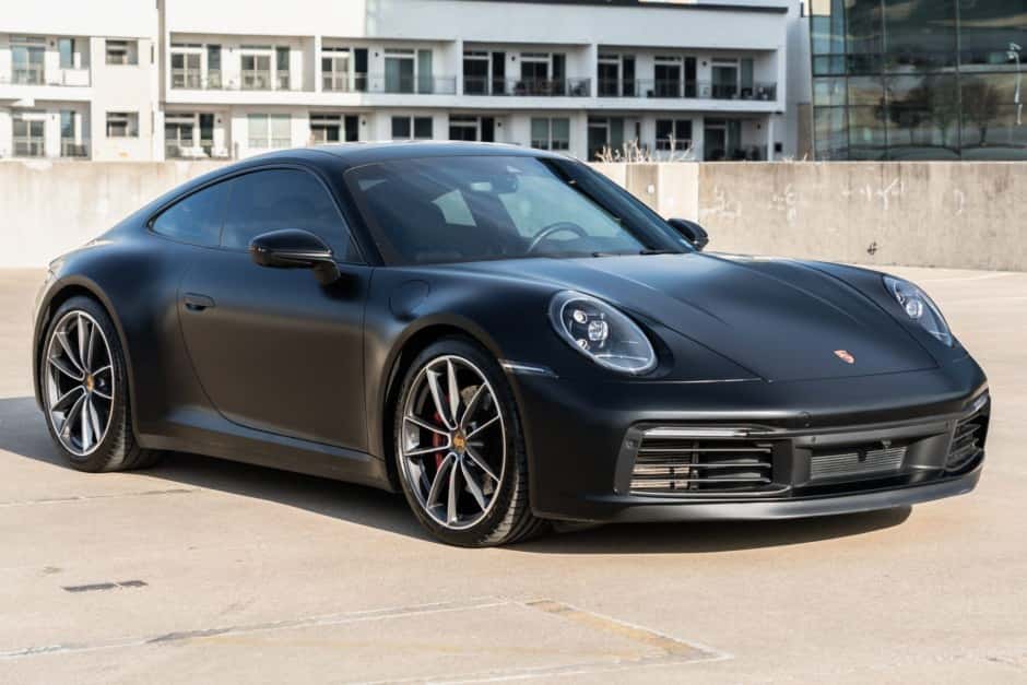 2022 Porsche 992 911 Carrera 4 sold for $123,300