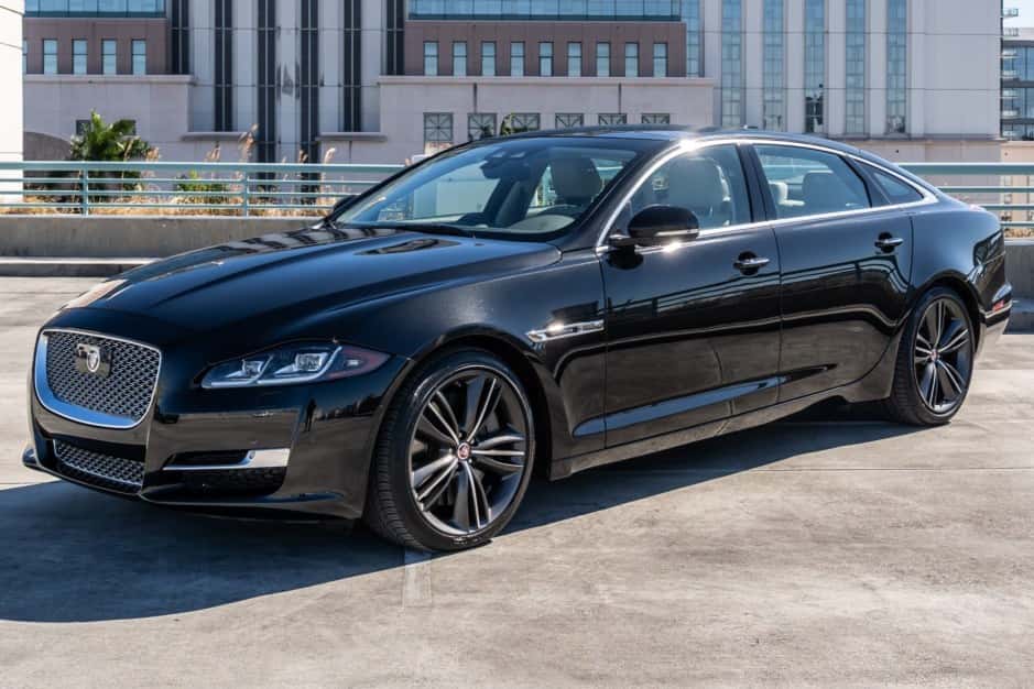 2019 Jaguar X351 XJ (2010-2019) sold for $33,500