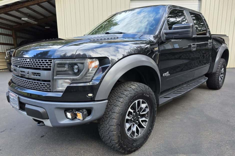 2013 Ford F-150 Raptor sold for $30,027