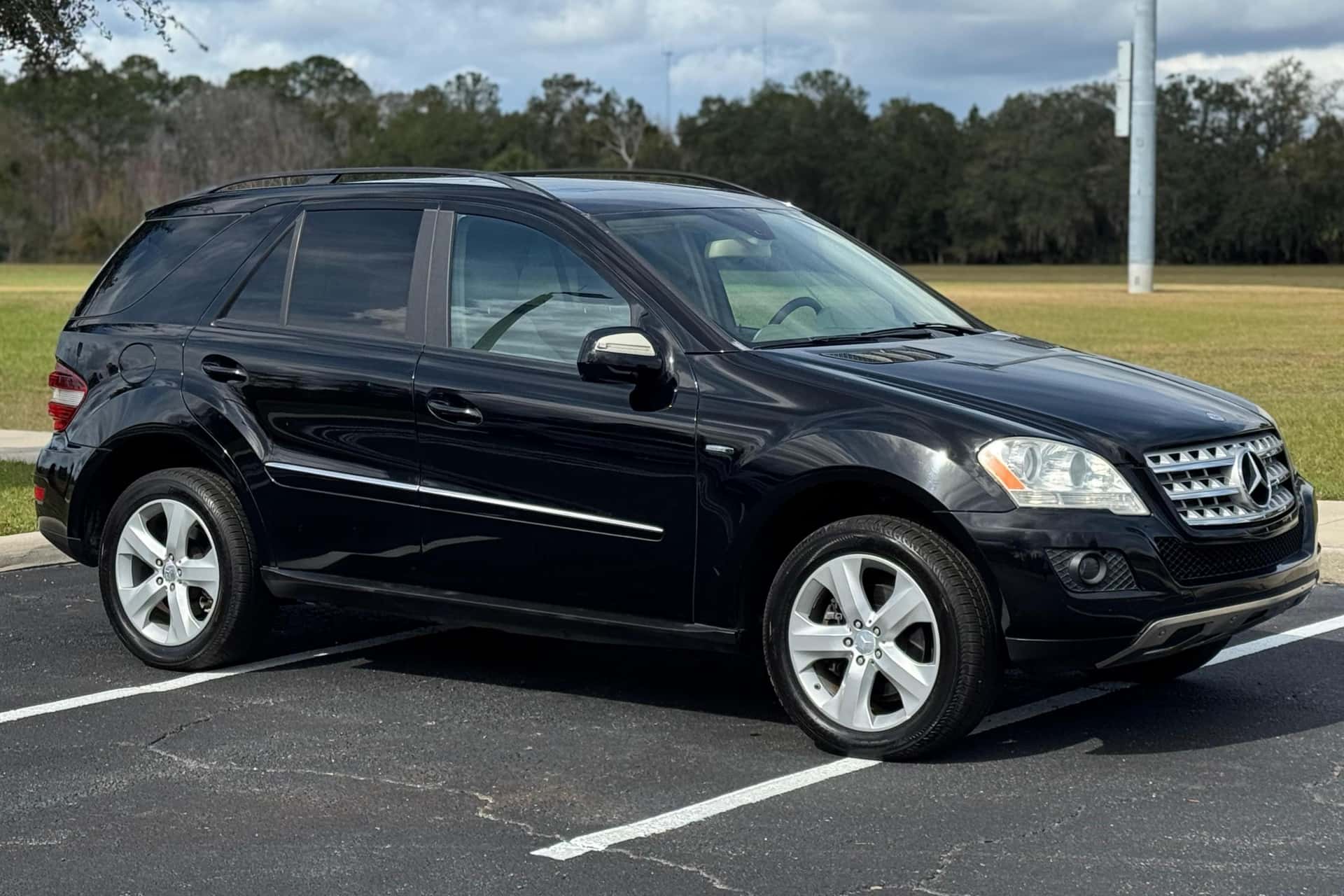 2009 Mercedes-Benz ML-Class sold for $5,200