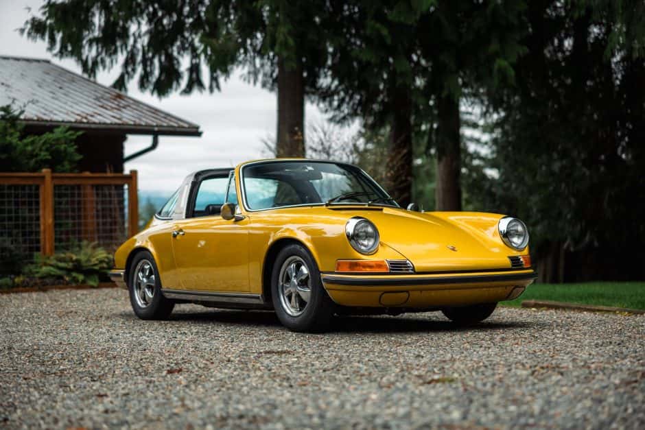 1969 Porsche LWB 911E (1969-1973) sold for $76,000