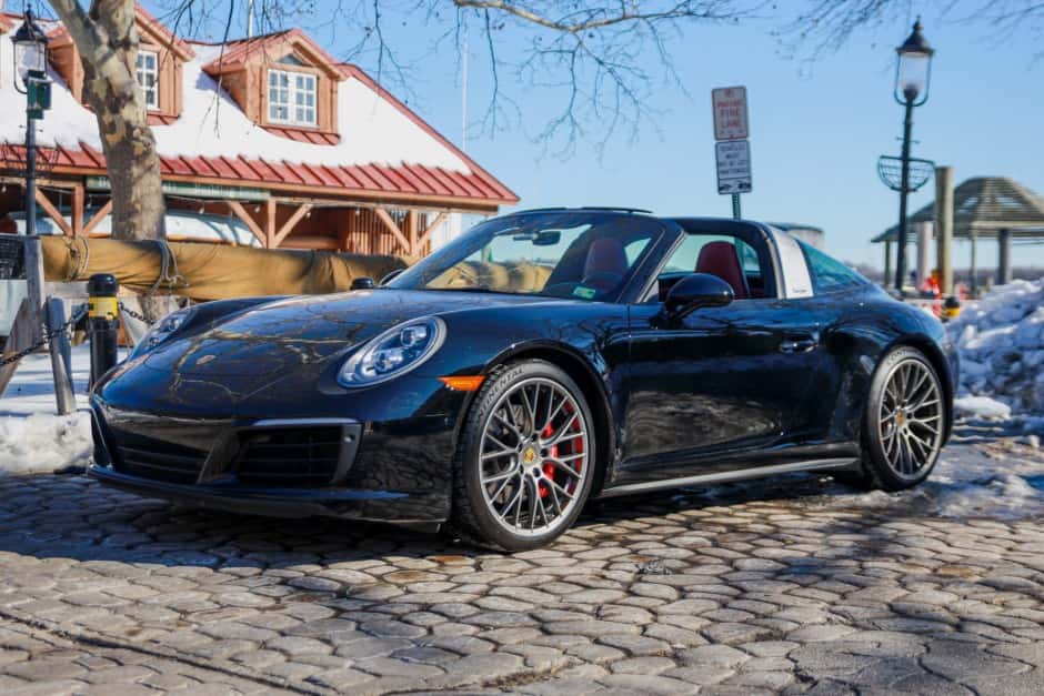 2019 Porsche 991 911 Targa 4S sold for $122,000