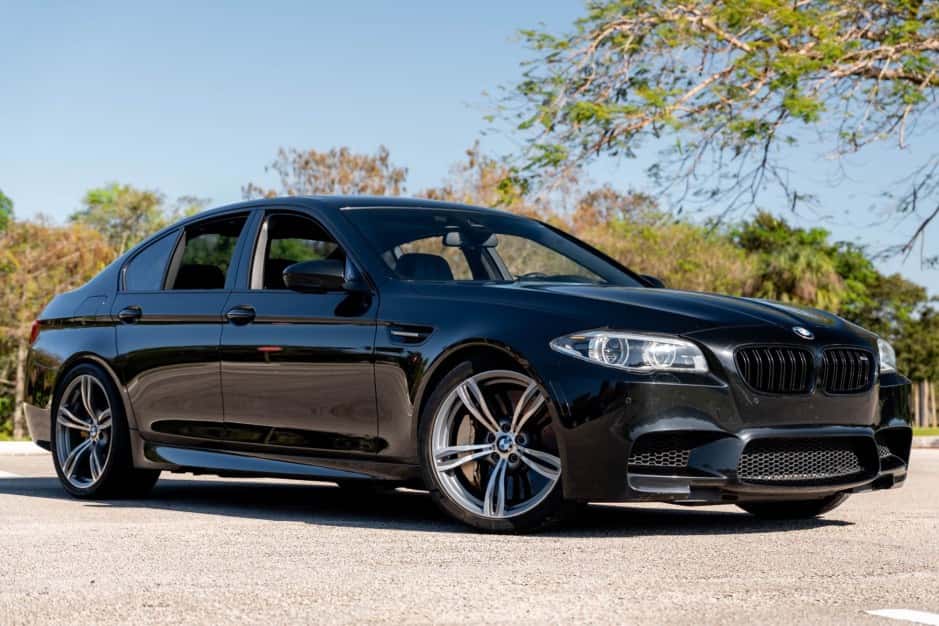 2015 BMW F10 M5 sold for $41,500