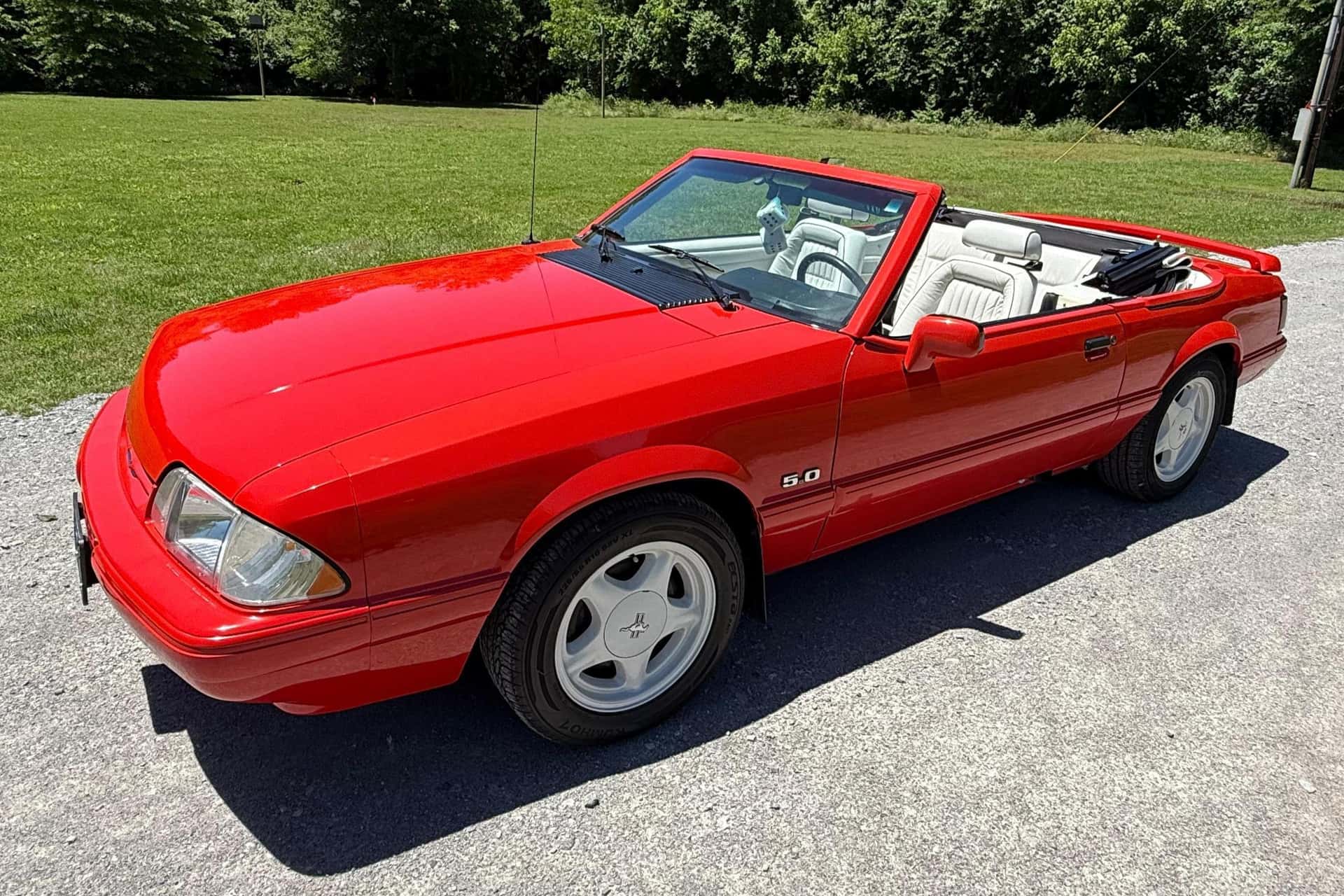 1992 Ford Mustang sold for $17,250