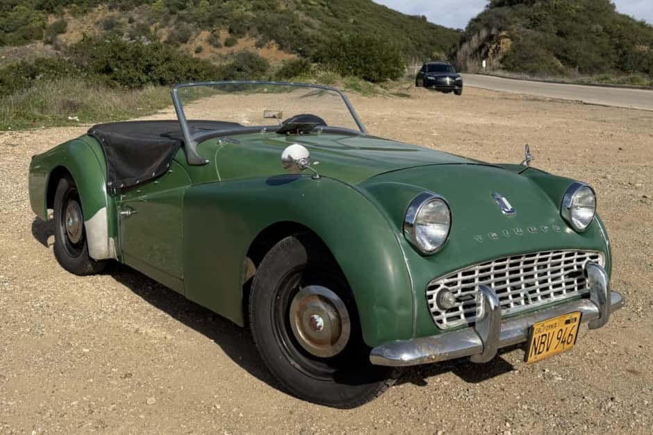 1960 Triumph TR3 sold for $12,500