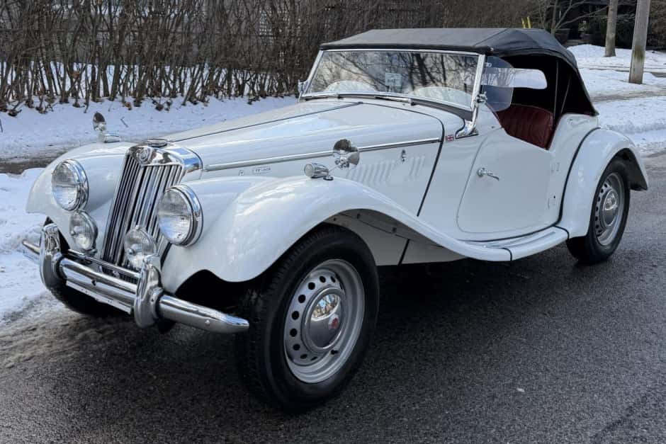 1954 MG TF sold for $15,500