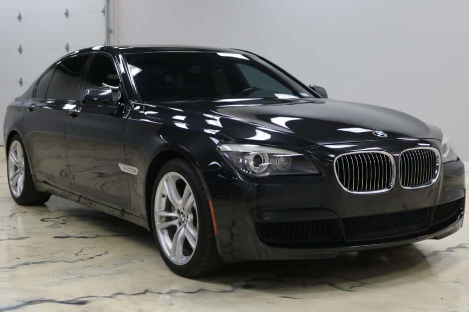 2012 BMW F01/F02 7-Series sold for $8,433