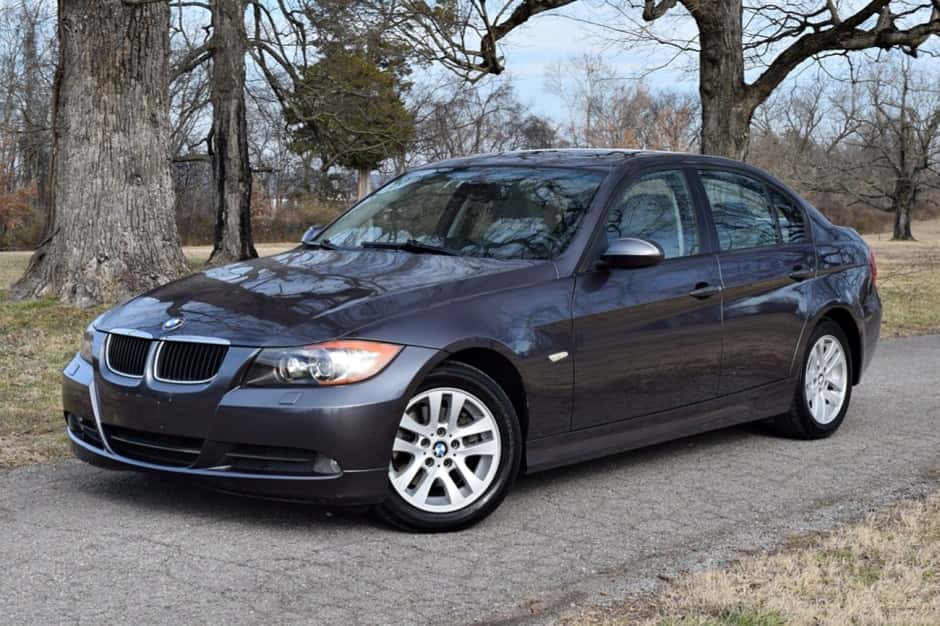 2006 BMW E90 3-Series Sedan sold for $6,550