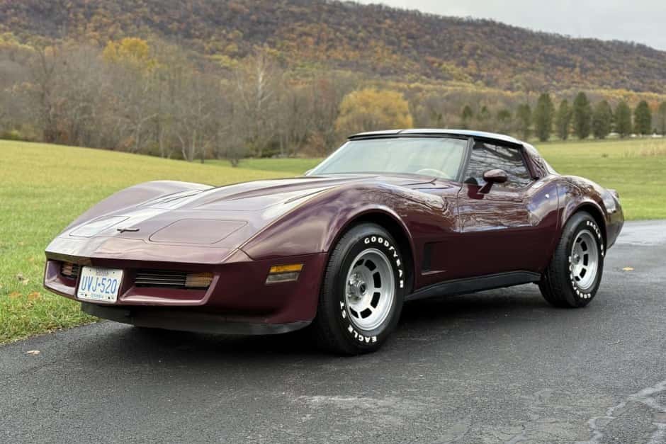 1981 Chevrolet Corvette C3 Coupe (1973-1982) sold for $20,000