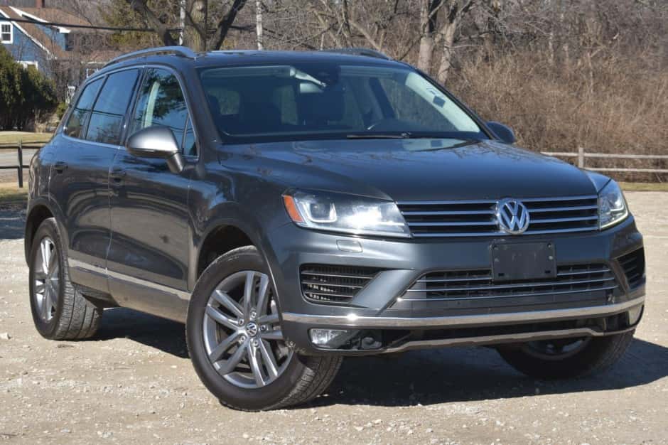 2016 Volkswagen Touareg sold for $12,500