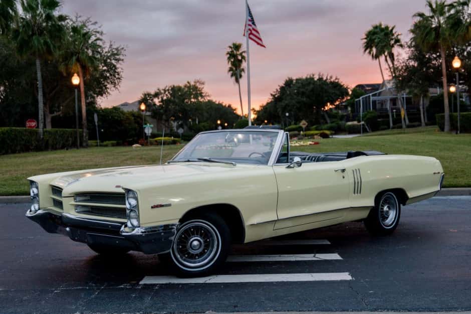 1966 Pontiac Catalina sold for $35,000