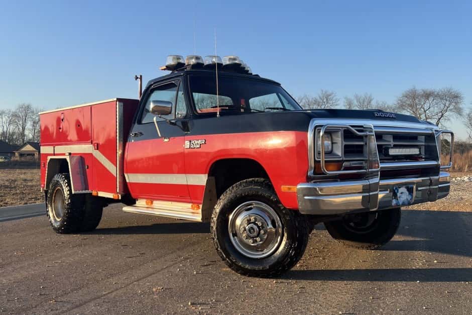 1990 Dodge Ram (1981-1993) sold for $12,000