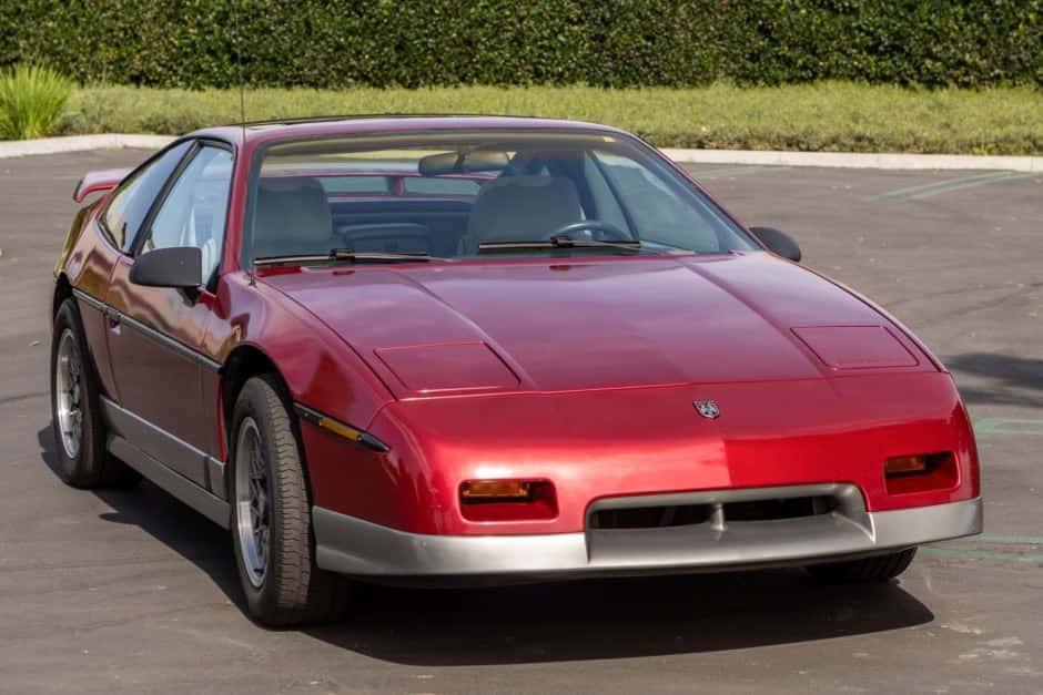 1987 Pontiac Fiero sold for $8,200