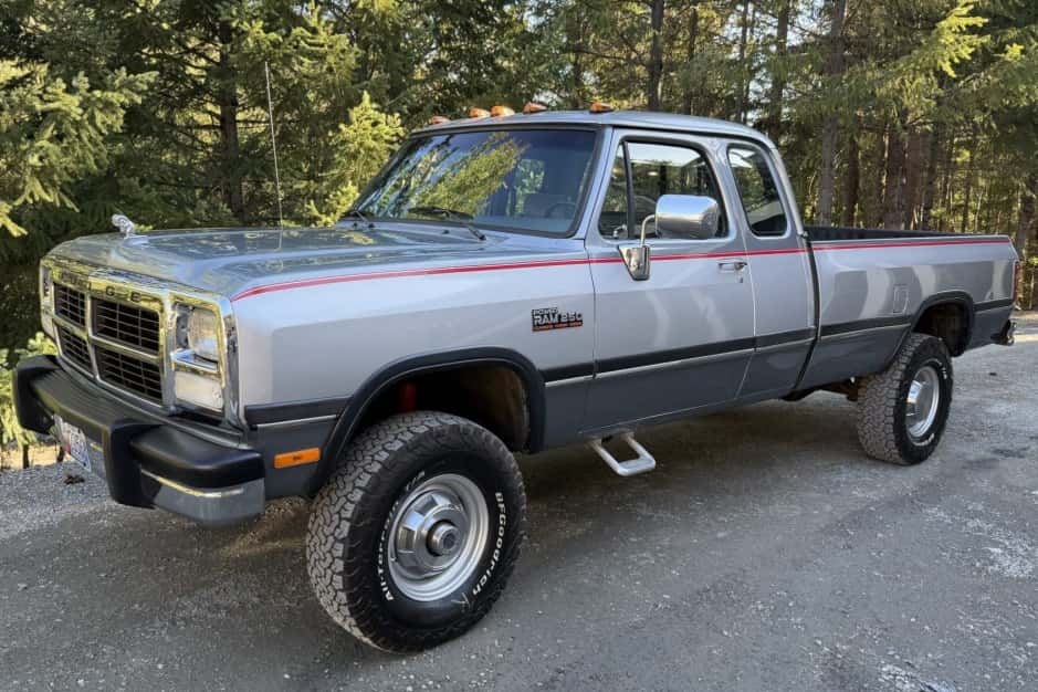 1992 Dodge Ram (1981-1993) sold for $38,000