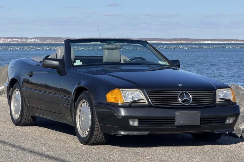 1992 Mercedes-Benz R129 SL sold for $25,000