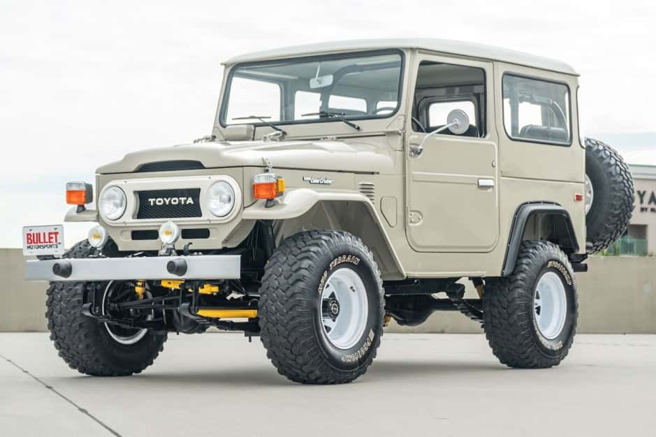 1975 Toyota Land Cruiser FJ40 sold for $46,750