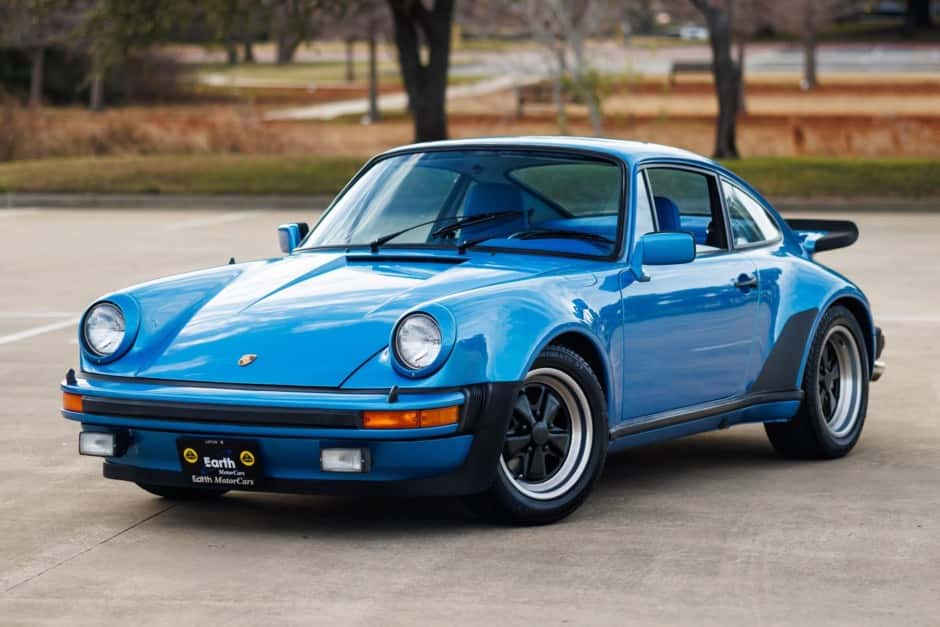 1977 Porsche 930 Turbo sold for $292,000