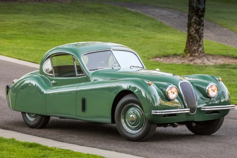 1953 Jaguar XK120 sold for $48,700