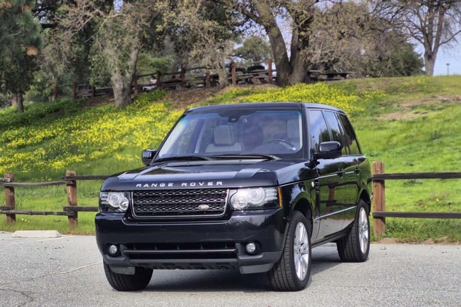 2012 Land Rover Range Rover L322 sold for $12,007