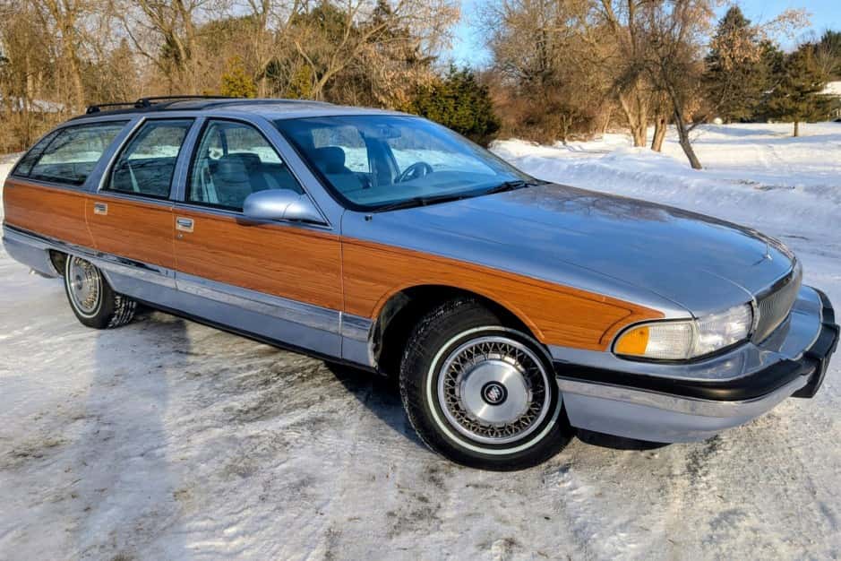 1995 Buick Roadmaster sold for $12,550