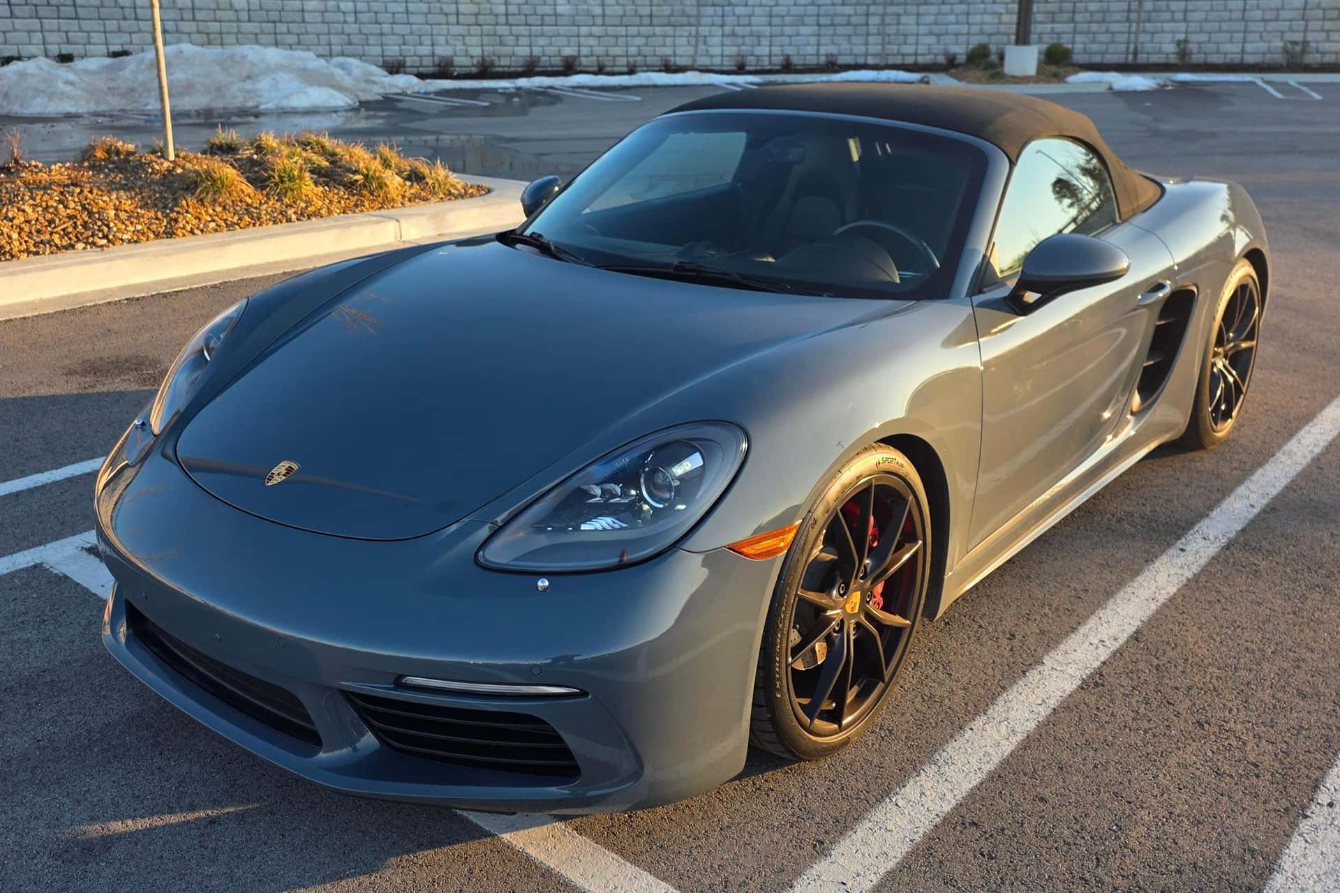 2017 Porsche 718 Boxster sold for $48,700