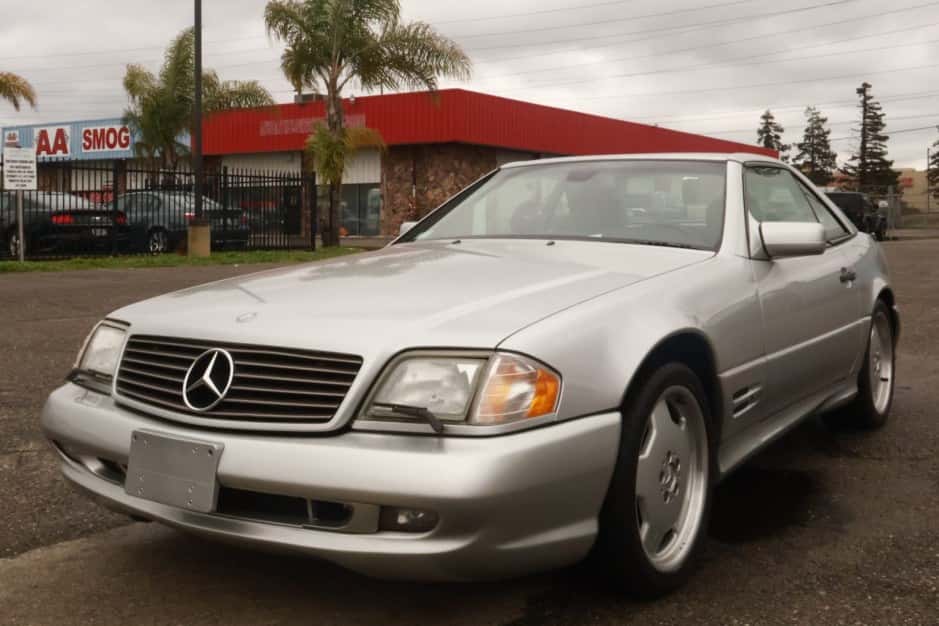 1998 Mercedes-Benz R129 SL sold for $15,500