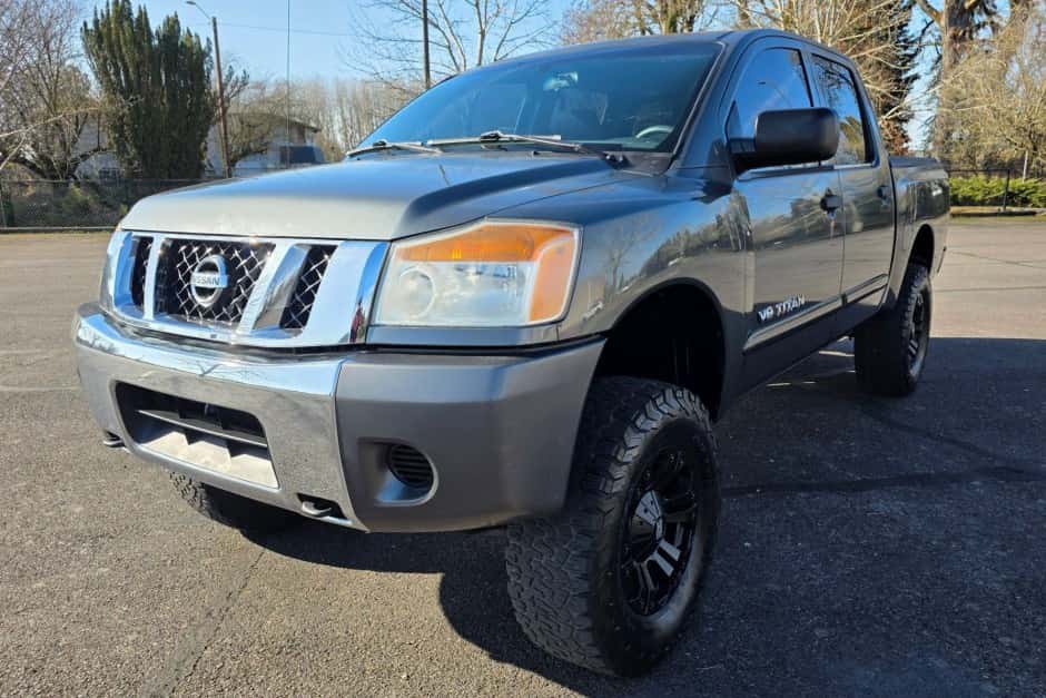 2010 Nissan Pickup sold for $12,500