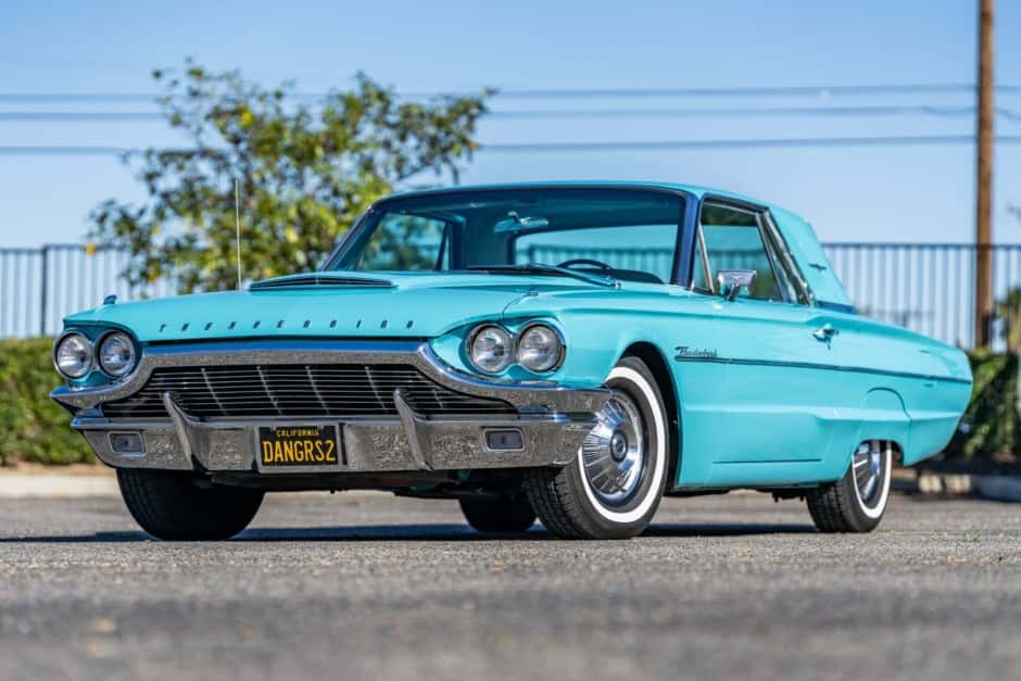 1964 Ford Thunderbird (1964-1966) sold for $17,550