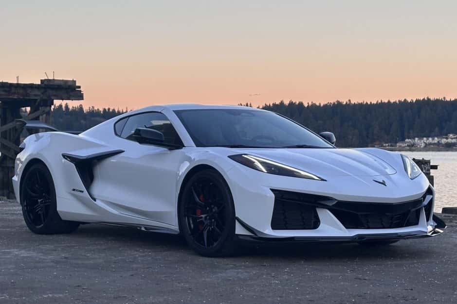 2025 Chevrolet Corvette C8 Z06 sold for $102,000
