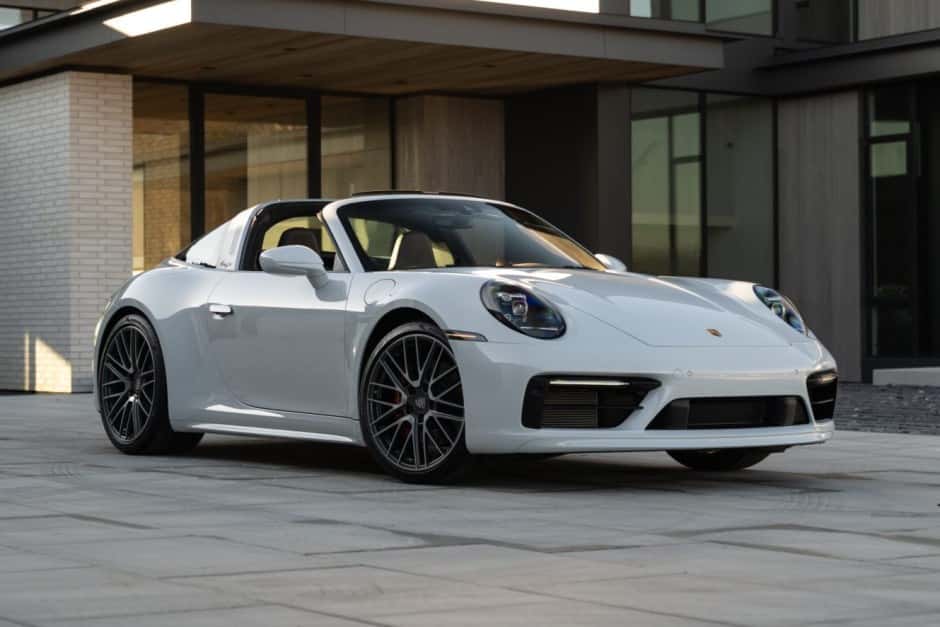 2021 Porsche 992 911 Targa 4S sold for $152,000