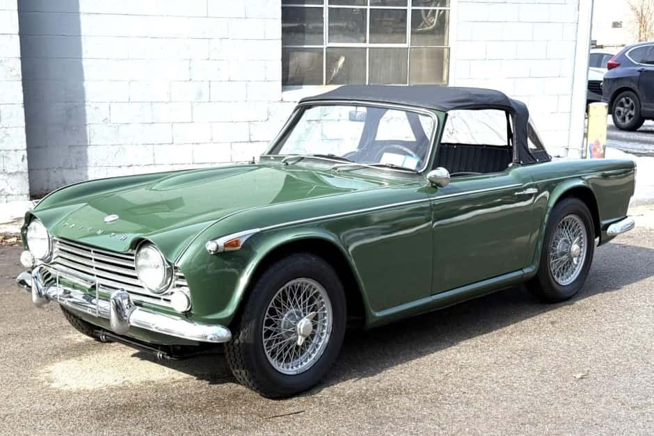 1966 Triumph TR4 sold for $16,600