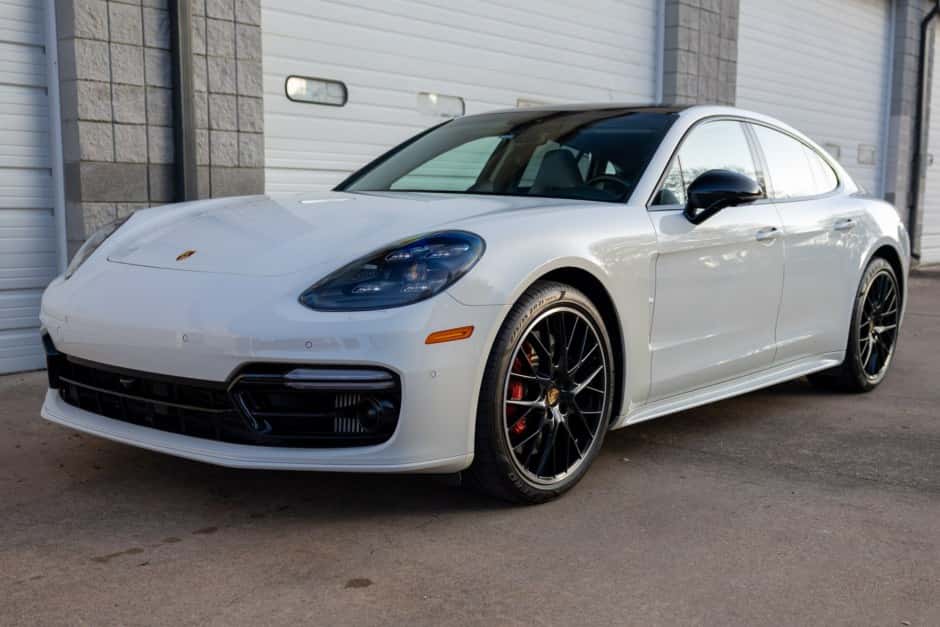 2017 Porsche Panamera sold for $56,500