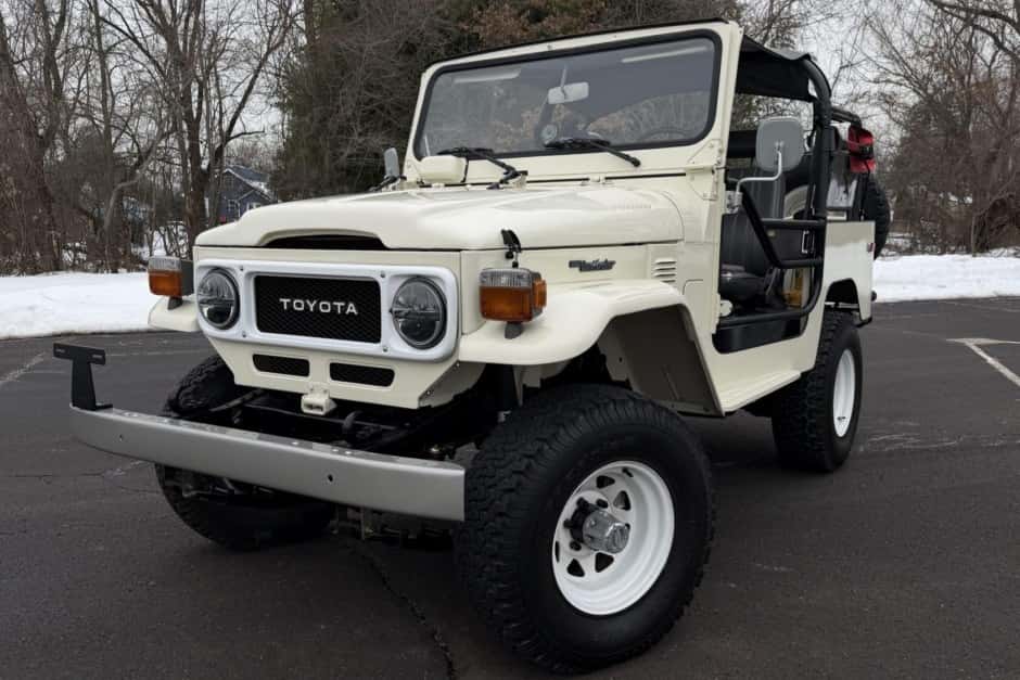 1979 Toyota Land Cruiser FJ40 sold for $19,000