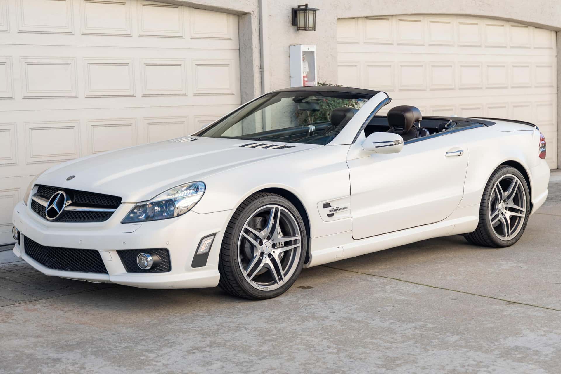 2009 Mercedes-Benz SL AMG sold for $51,055