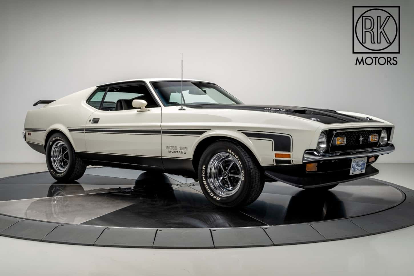 1971 Ford Mustang sold for $54,500